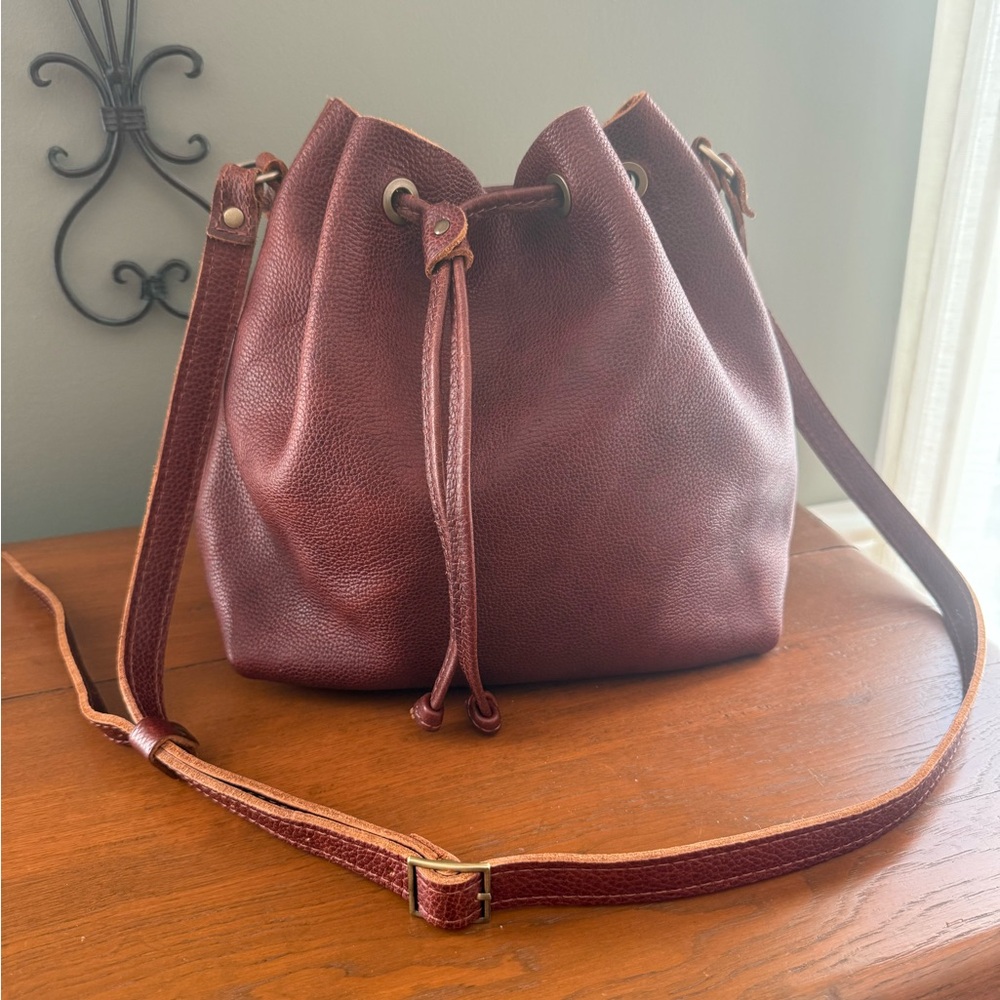 Portland Leather Bucket Bag